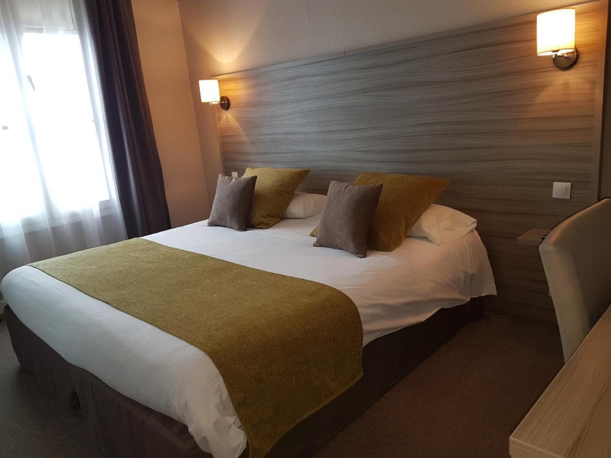 Hotel Henri IV Coutras Екстер'єр фото