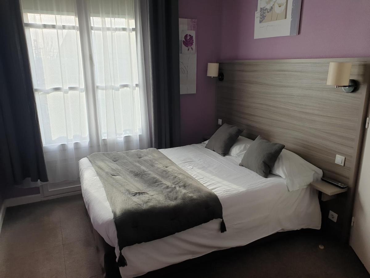 Hotel Henri IV Coutras Екстер'єр фото